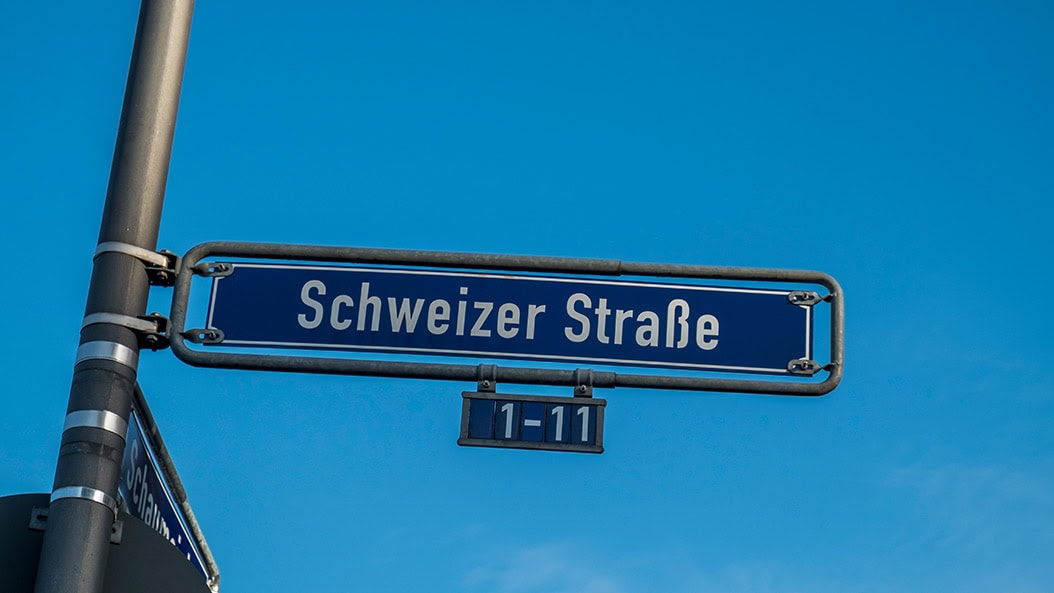 Schweizer Straßenfest - das kunterbunte Fest in Sachsenhausen, Frankfurt am Main