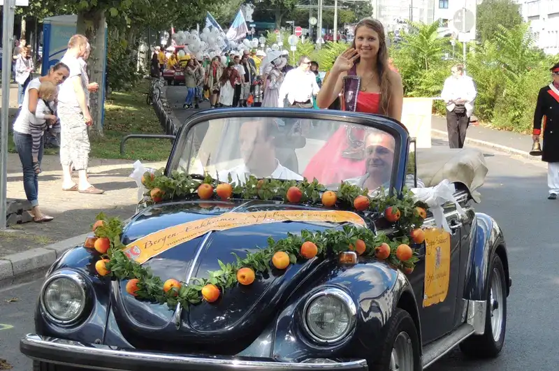Bernemer Kerb - ein Fest mit Tradition und Geschichte – Cabrio Festzug