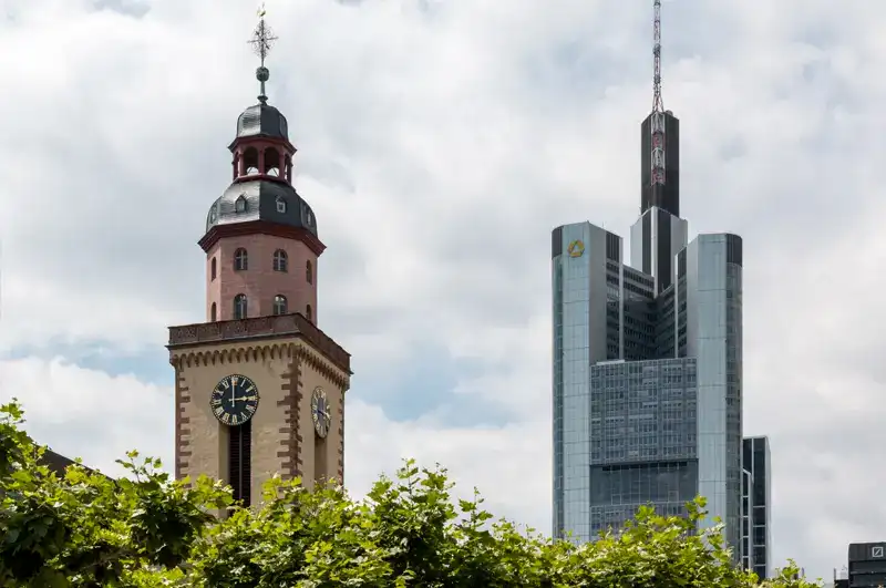Hauptwache / Katharinenkirche – Und Commerzbanktower