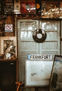 Die besten Shopping-Möglichkeiten in Frankfurt am Main – Pexels Tiago Torres 4674658 204x300